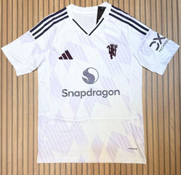 Camiseta Manchester United Suplente 24/25