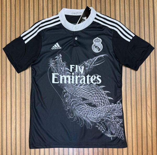 Camiseta Real Madrid Edición Especial Dragón Vintage