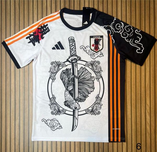 Camiseta Japón Edición Especial Espada