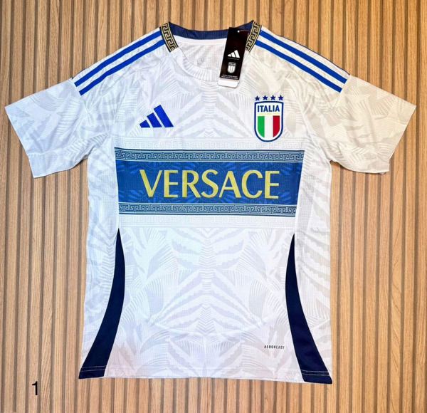 Camiseta Italia x Versace Edición Especial Blanca